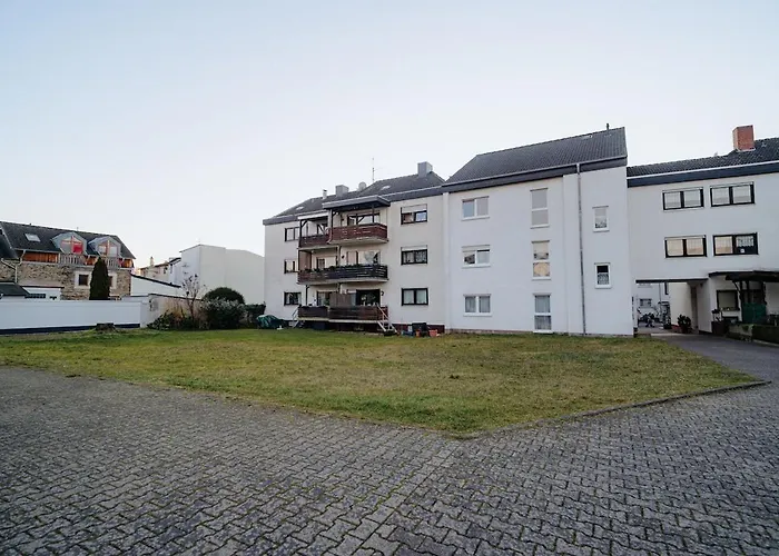 Schoene, Zentral Gelegene &renovierte In Nr *